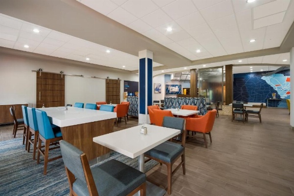 Holiday Inn Express & Suites - Lexington, an IHG Hotel image 21